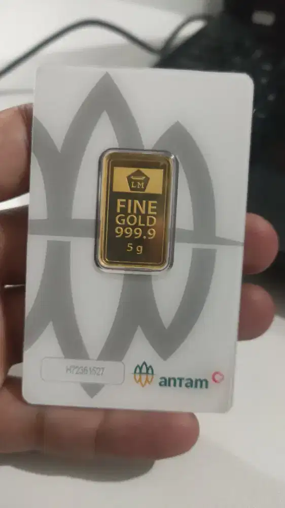 Emas antam 5 gram