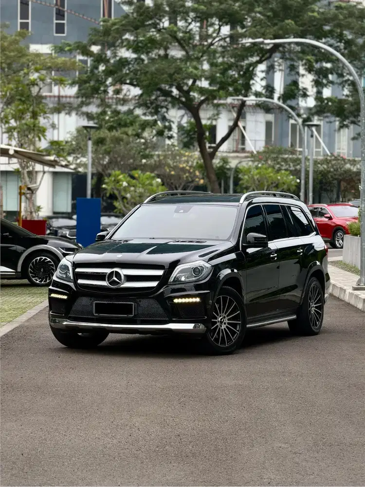 CASH Mercedes-Benz GL400 AMG 2014 Good Condition GL 400