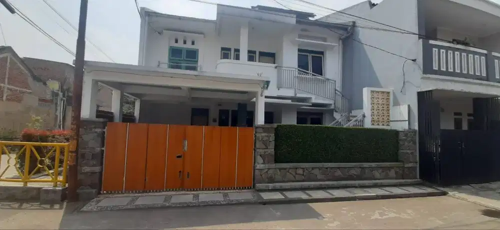 Disewakan Rumah Lantai 2 Khusus Puteri - 2.5 Juta All In (Air, Listrik