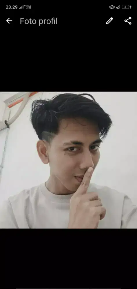 Sedang mencari kerjaan yang gajinya harian