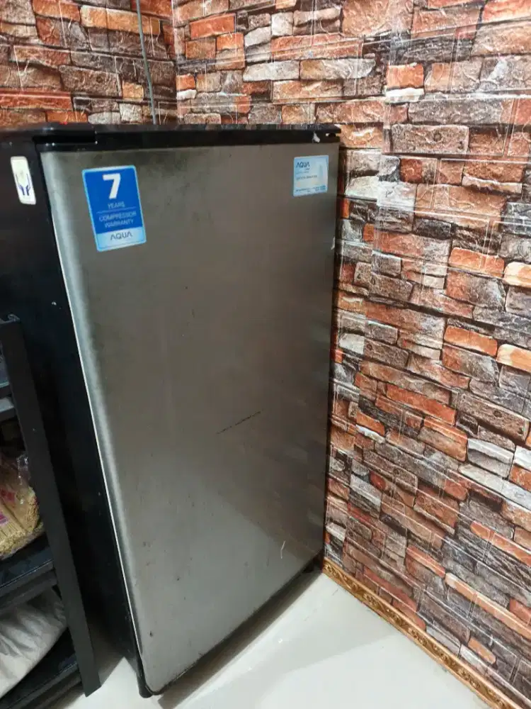KULKAS AQUA 1 PINTU