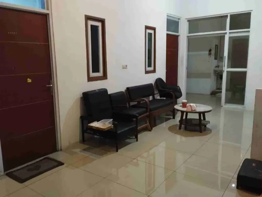 Dijual Rumah dan Tempat Usaha Bangunan Baru Strategis Dekat Alun-alun Bandung