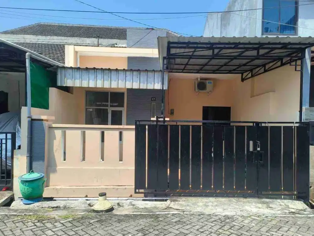 DISEWAKAN RUMAH SINGA CUANTIKKKK SELESAI DI RENOVASI
