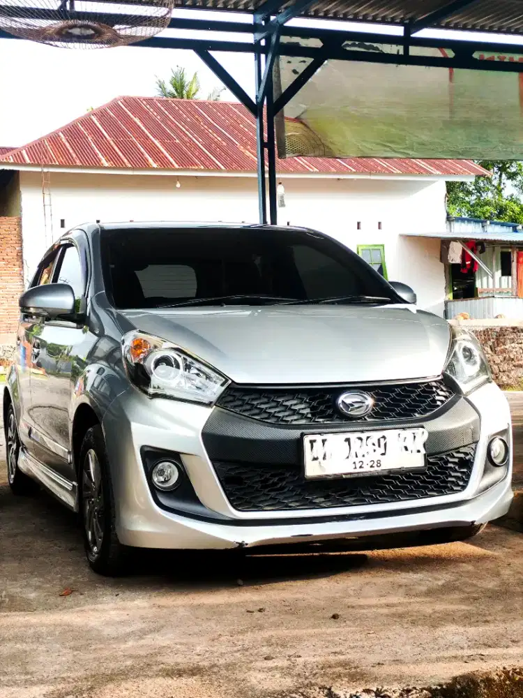 daihatsu sirion 2016