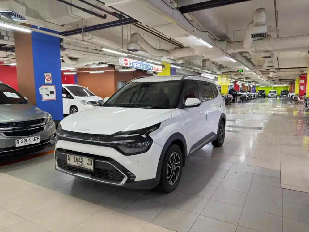 Kia Carens at sunroof 2022