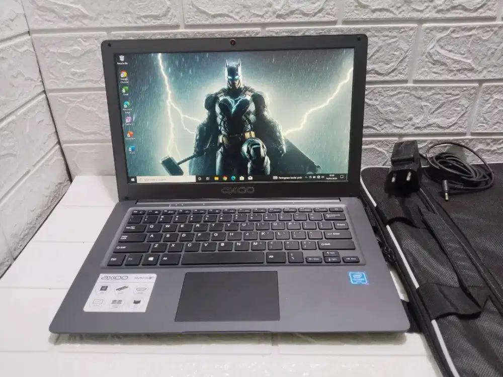 Laptop Slim Axioo/4/256 SSD/Mulus / Siap Pakai