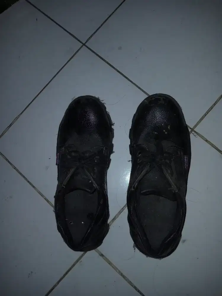 Sepatu kokok cocok untuk outdoor