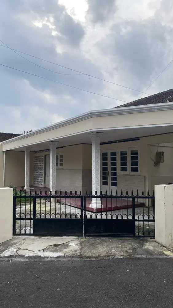 DISEWAKAN RUMAH DI MAGELANG