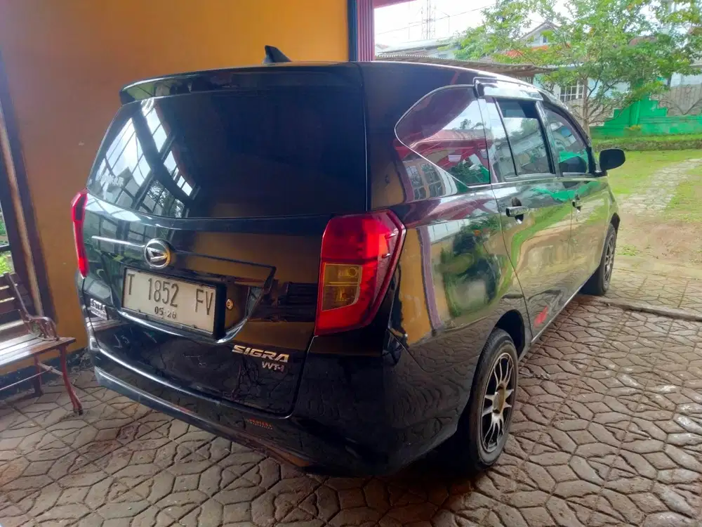 Daihatsu Sigra 2018 Bensin