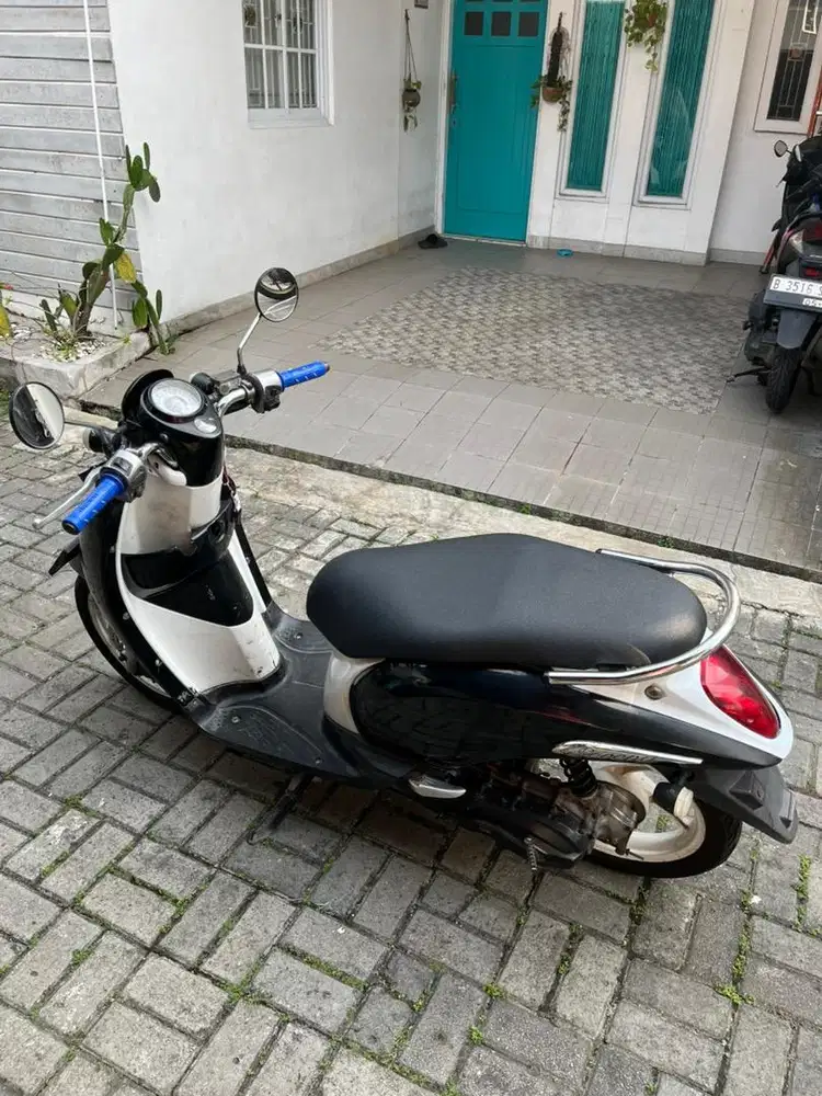 Honda Scoopy 2011