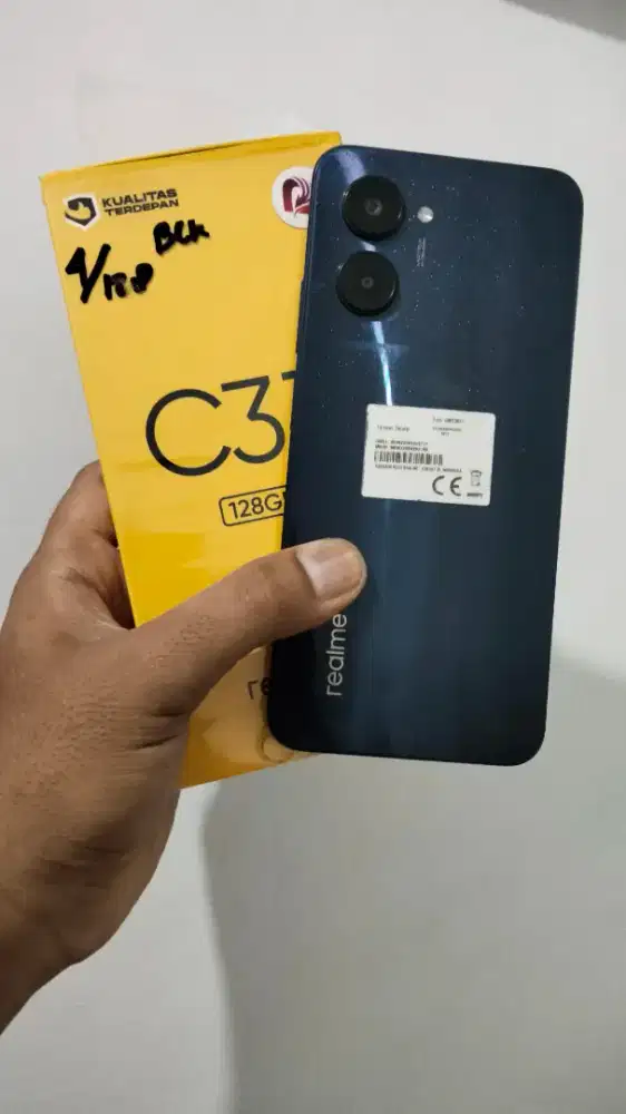 Realme C33 4/128 Lengkap