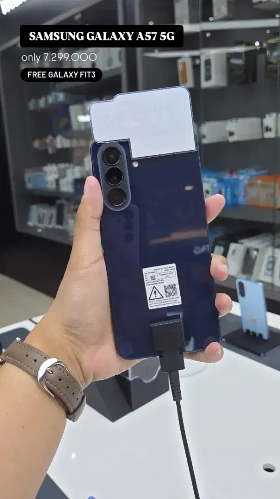 SAMSUNG GALAXY A57 5G NEW!! FREE GALAXY FIT3