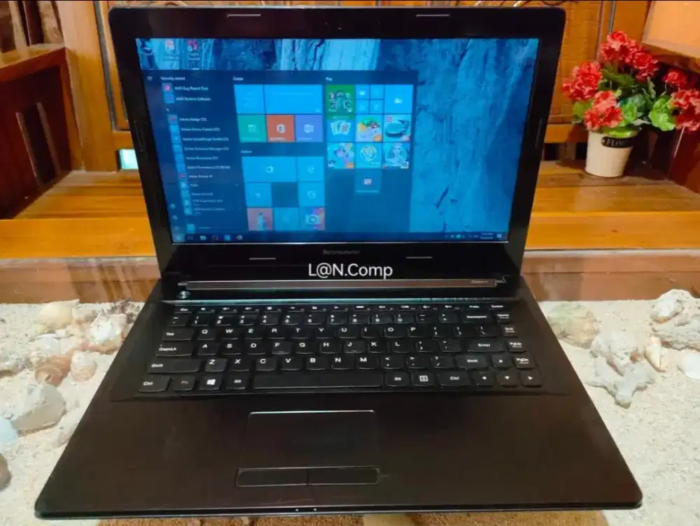Lenovo Core i7 ram 8gb SSD+ VGAvram 4gb NVIDIA