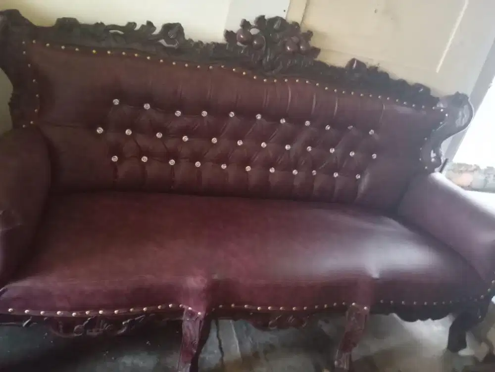 Sofa garuda klasik