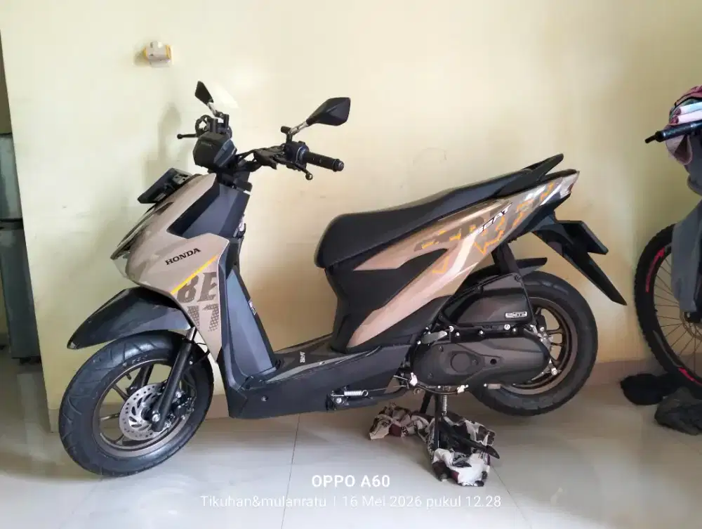 Jual motor beat street tahun 2024 motor seken rasa baru
