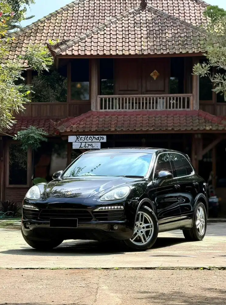 Porsche Cayenne 958 3.6L V6 N/A Full Option Sunroof Tahun NIK 2012