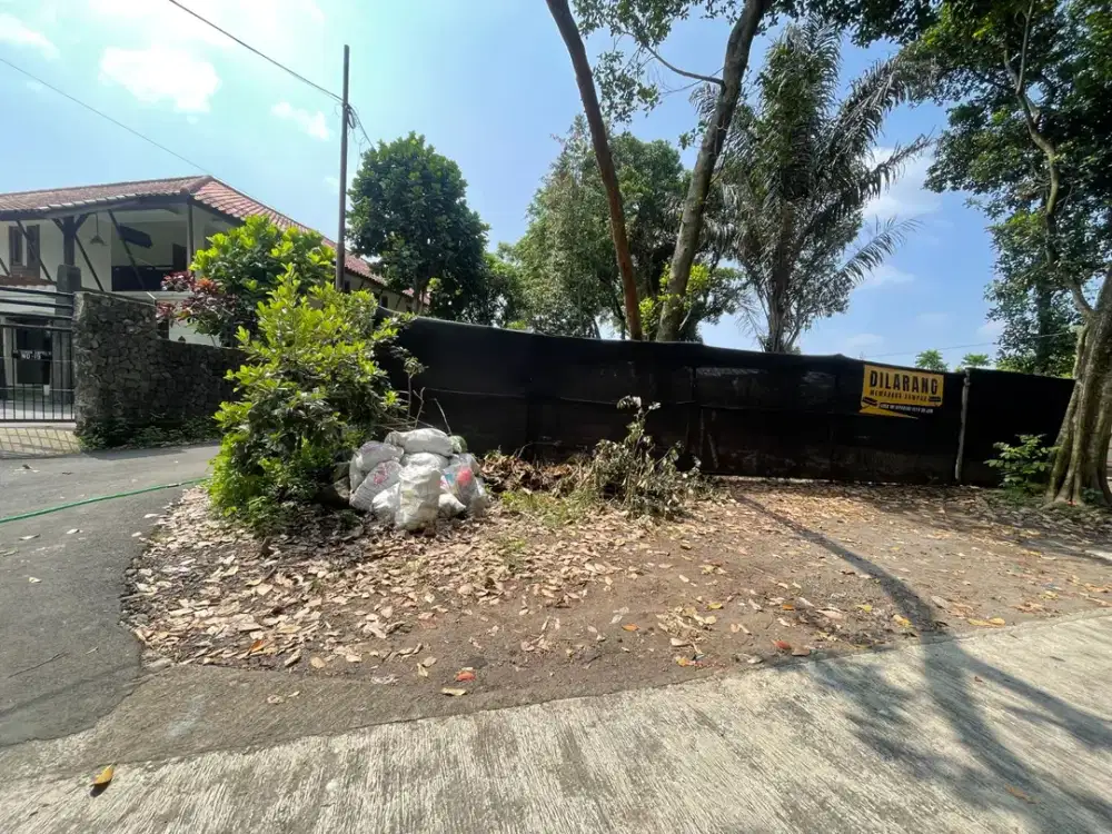Dijual Tanah Pekarangan 3 Kavling SHM Area Jalan Damai  yogyakarta