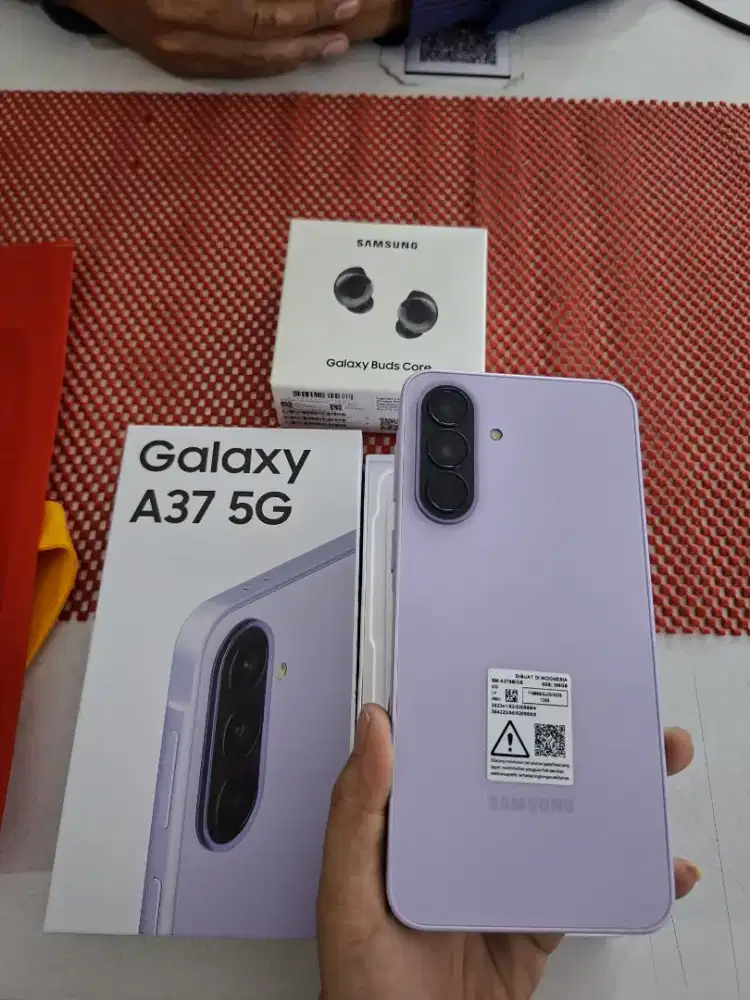 SAMSUNG A37 8/256 FREE BUDS CORE