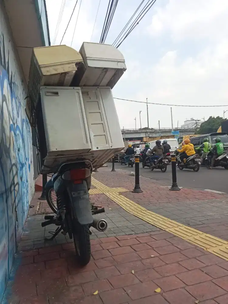 Terima jual beli AC bekas/rusak segala kondisi