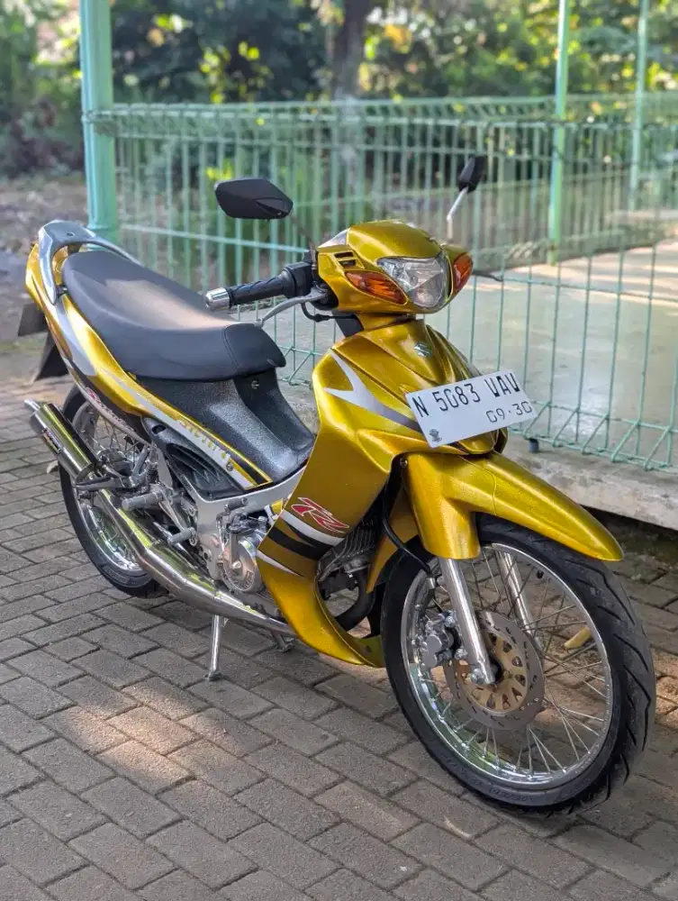 Suzuki satria hiu LSCM 2004