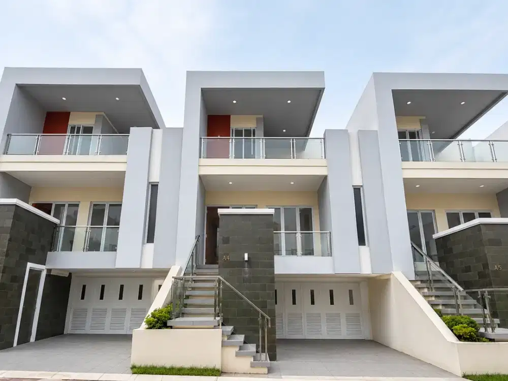 Rumah Modern 3 Lantai plus Garasi Selangkah Tol Krukut