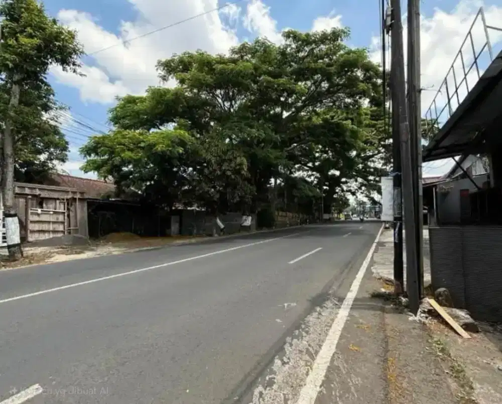 Rumah Plus Tempat Usaha Poros Raya Dadaprejo Malang - Batu