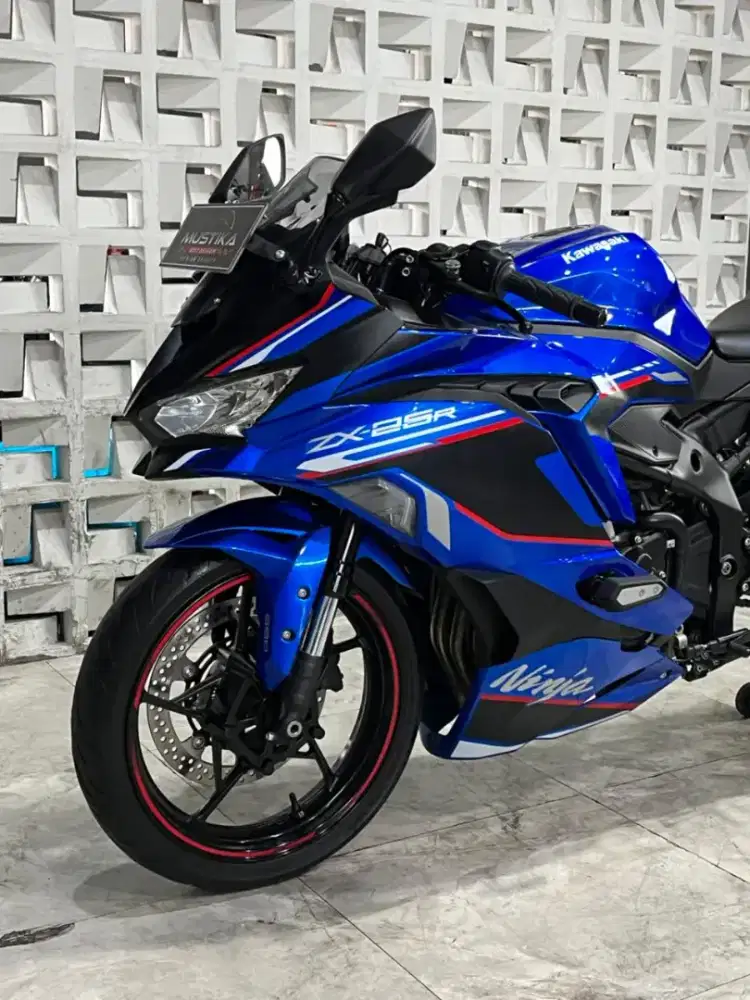 KAWASAKI ZX25R ABS 2024 - Chintia Mustika