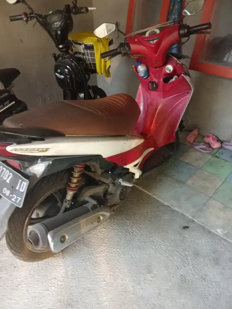 Suzuki Hayate 2013