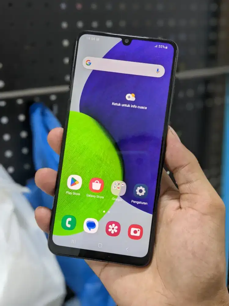 Samsung A22 Ram 6/128GB Super Amoled lengkap 
Fast Charging 15w