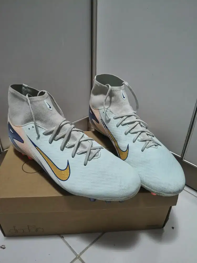 sepatu bola sepatu minisoccer size 45 mds nik3