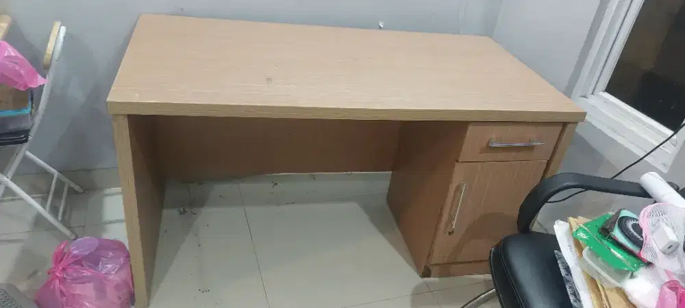 Dijual cepat meja mau pindahan