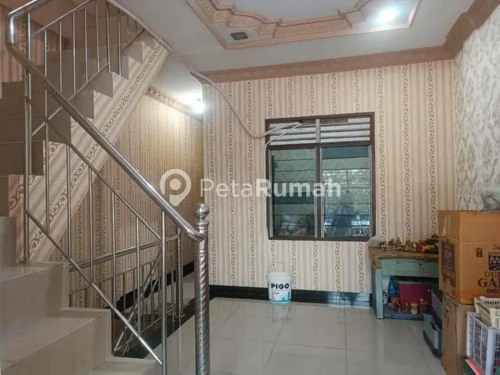 Rumah 2 Lantai Siap Huni Lokasi Strategi - Jalan Budi Kemuliaan Yos Sudarso (Bilal)