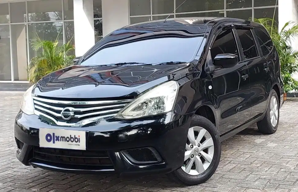 TDP 5,JT, Nissan Grand livina 1.5 SV Bensin-AT Hitam 2014