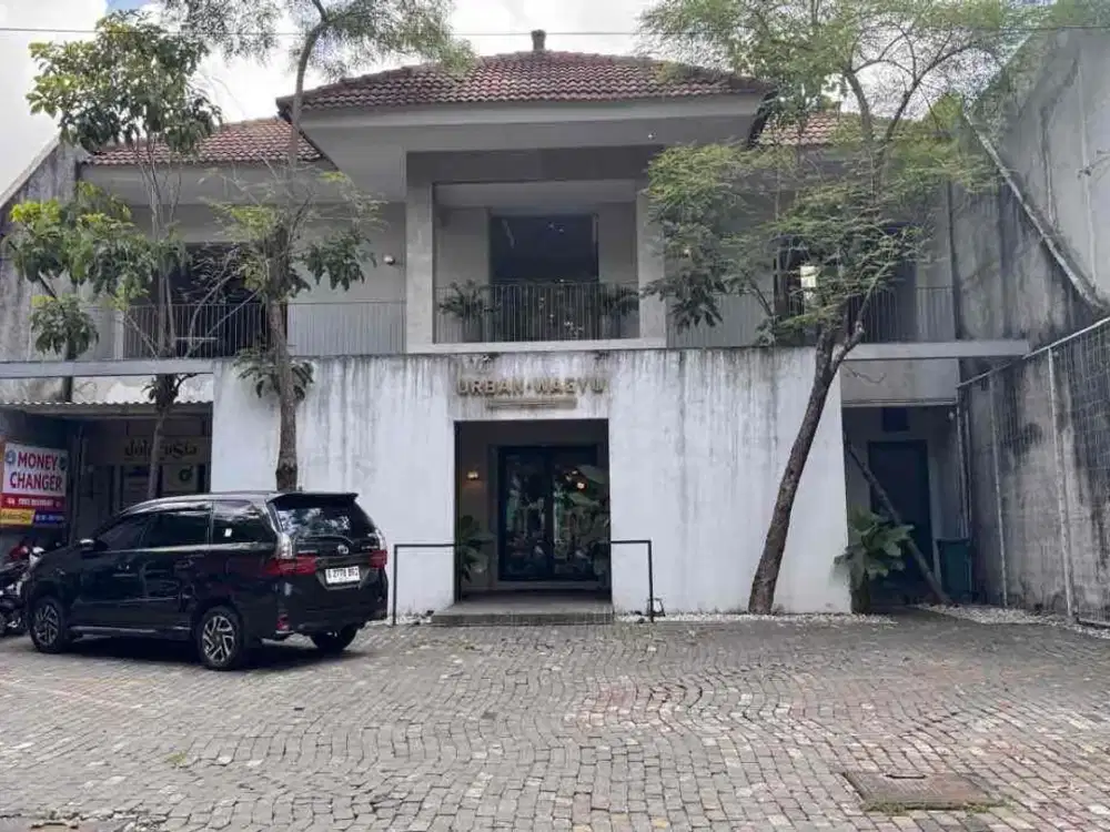 Disewakan tempat usaha raya dharmahusada siap pakai
