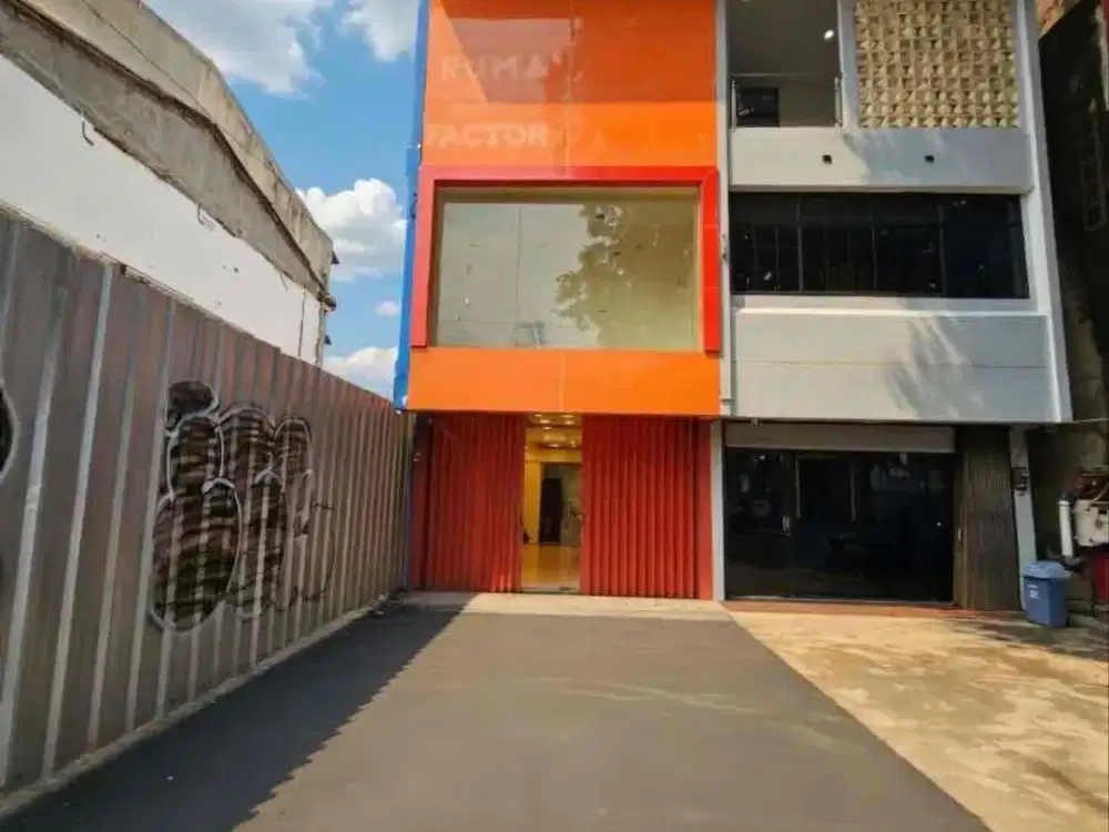 Dijual Ruko lokasi Strategis di Cinere Raya dekat living Plaza
