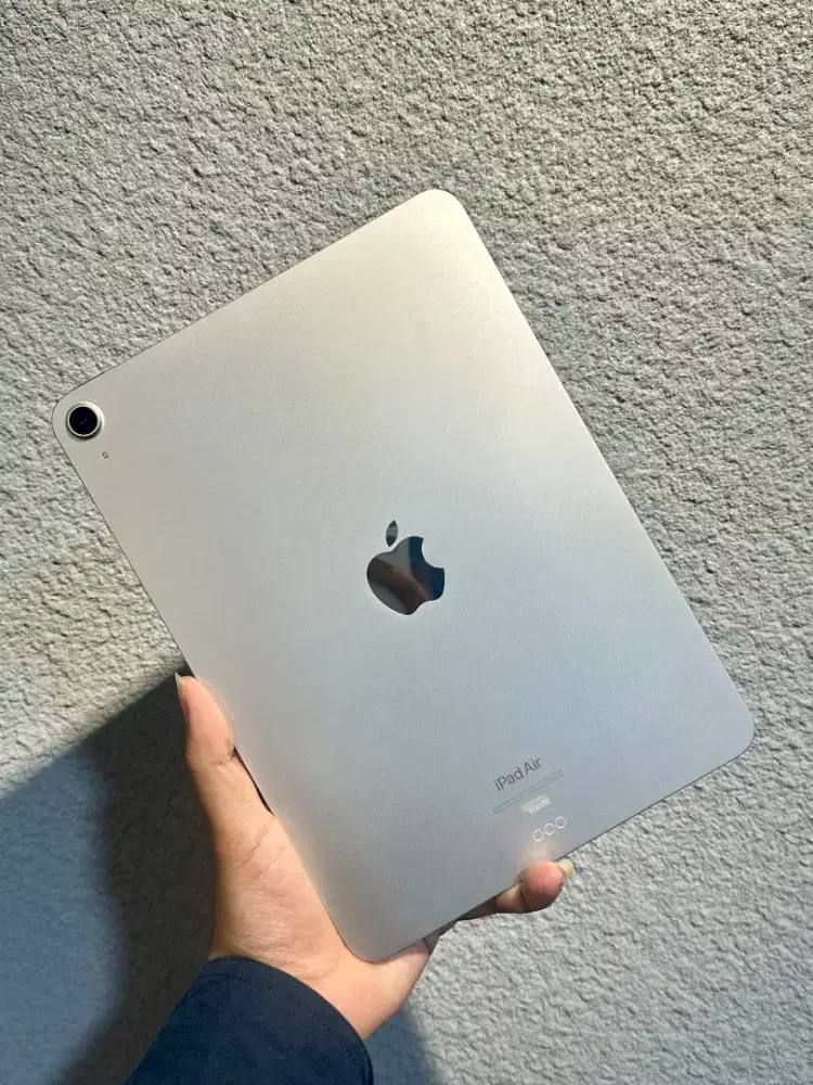 IPad Air M2 128GB [ Silver ] Garansi Resmi iBox.