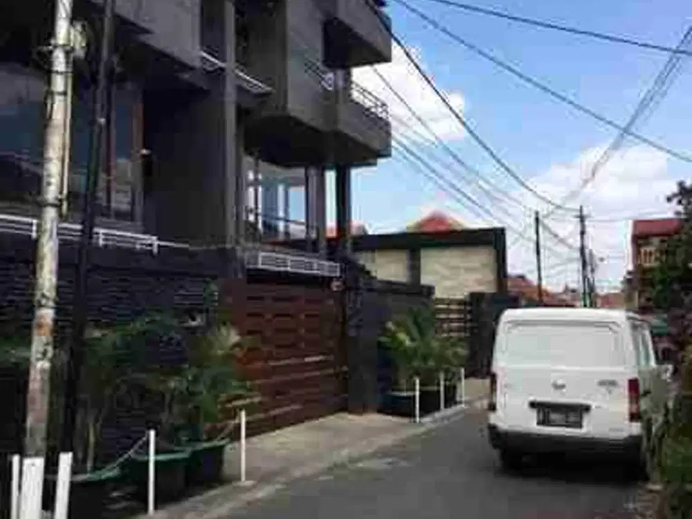 rumah baru 3lt carport+garasi
di Pejaten dkt unas