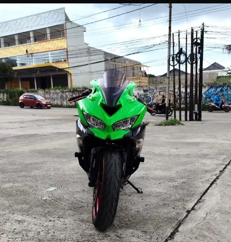 Kawasaki ninja zx25R abs 2020 km rendah mulus terawat