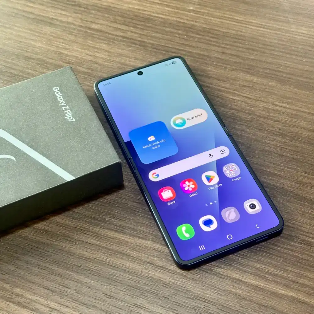 Samsung Z Flip 7 12/256GB [ Navy ] Garansi Resmi Sein.