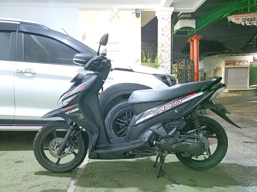 Vario tahun 2010 full original/tt boleh gan cash lebih bagus
