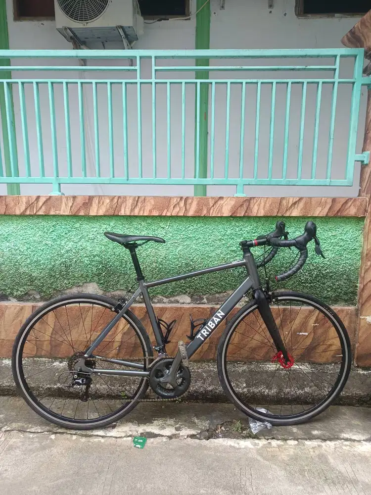Roadbike Triban RC100