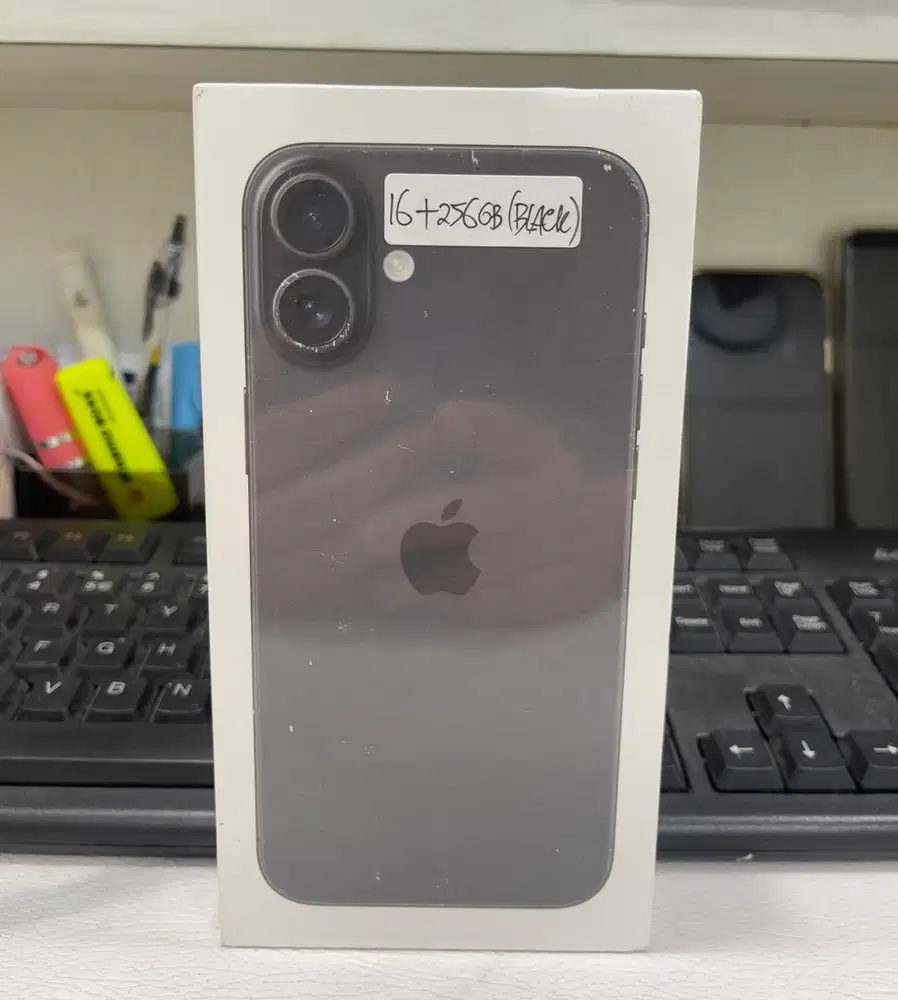 Baru...IPhone 16+ 256Gb Grs Resmi (Warna : Black)