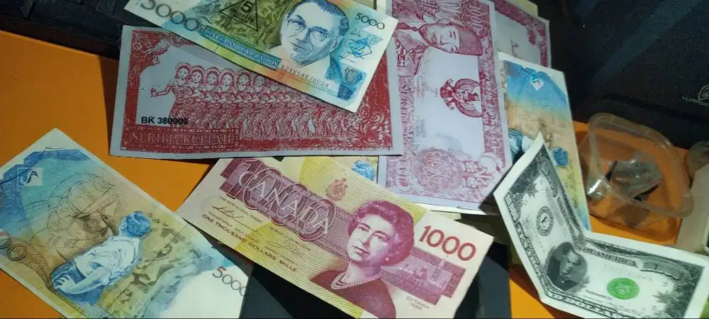 Dijual beberapa uang kuno koleksi pribadi. Edsi langka