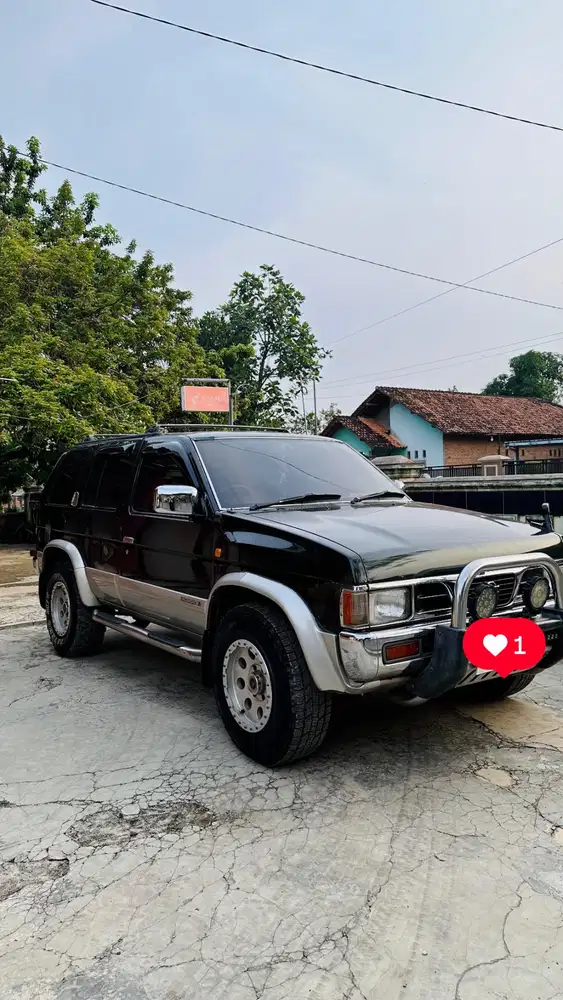 Terrano M/T 2002