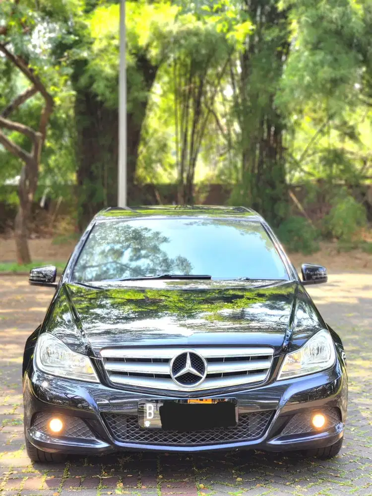 Mercy C200 CGI 1.8 AT 2012 SIAP PAKAI!