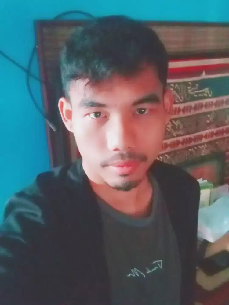 25thn Pria Cari Kerja