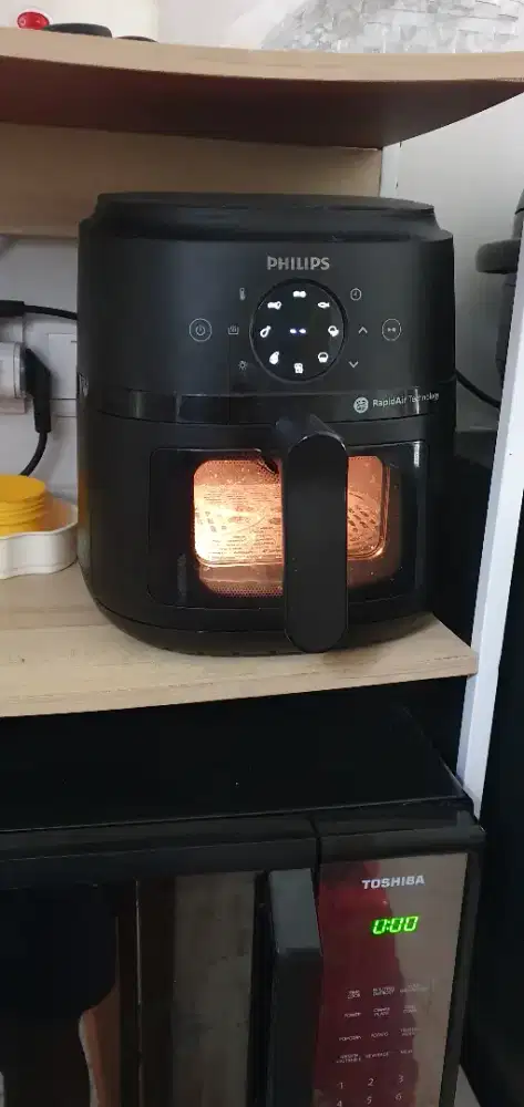 PHILIP AIR FRYER EX 1 TAHUN