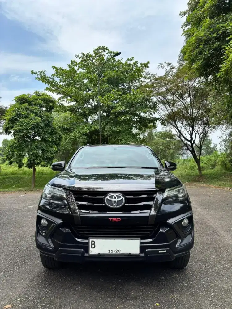 Toyota Fortuner TRD Sportivo 2.4 Diesel A/T 2019