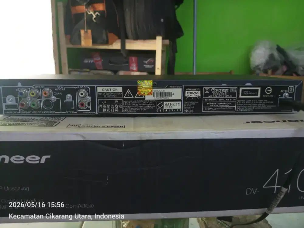 DVD PLAYER DV-410V-K hitam