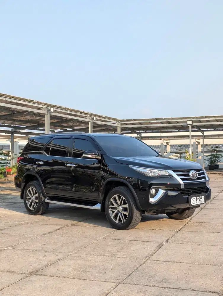 MOBIL RAWATAN !! TOYOTA FORTUNER VRZ 4X2 DIESEL 2017 AT MDL 2018/2019